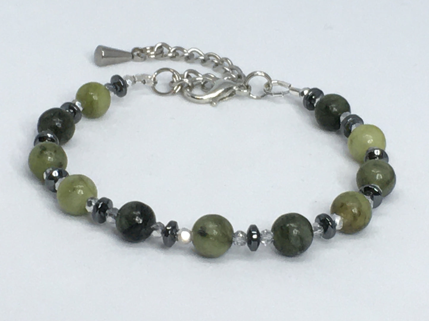 6.5" to 7" Green Serpentine Women's Bracelet