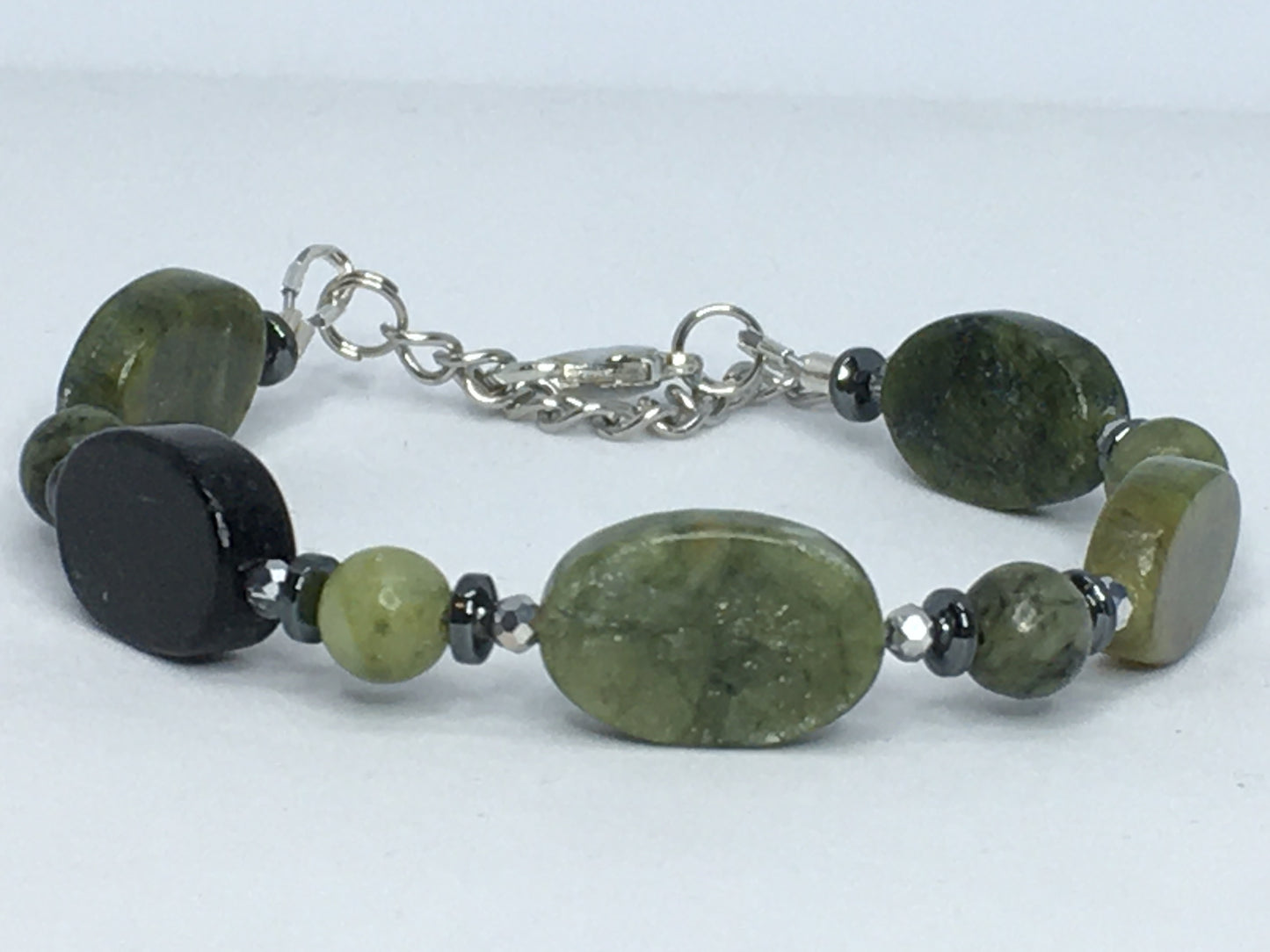 6.5" Green Serpentine Women's Bracelet