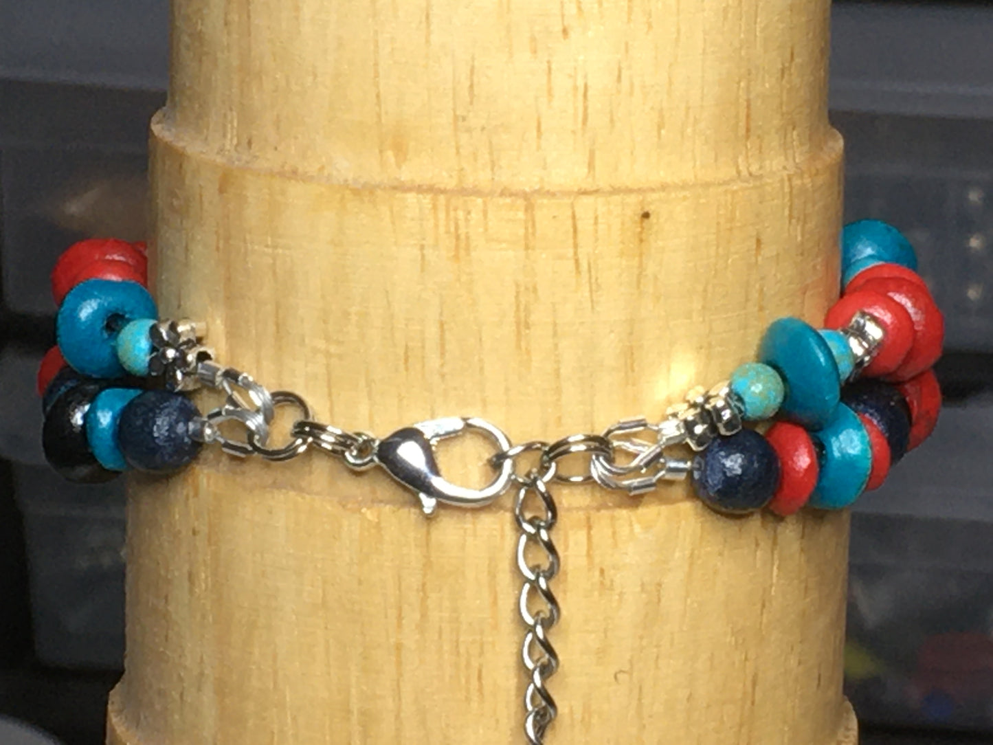 6.5" Wooden Bead Women's Bracelet