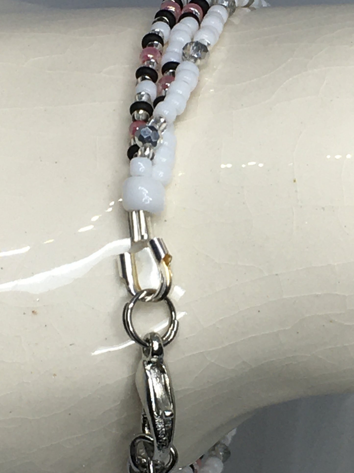 6.75" Glass Seed Bead Women's Bracelet