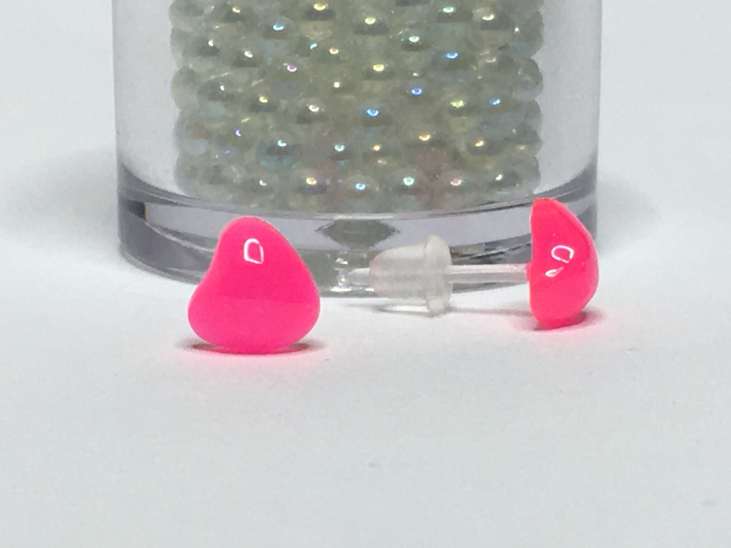 Neon Pink Heart Earrings 1/4"