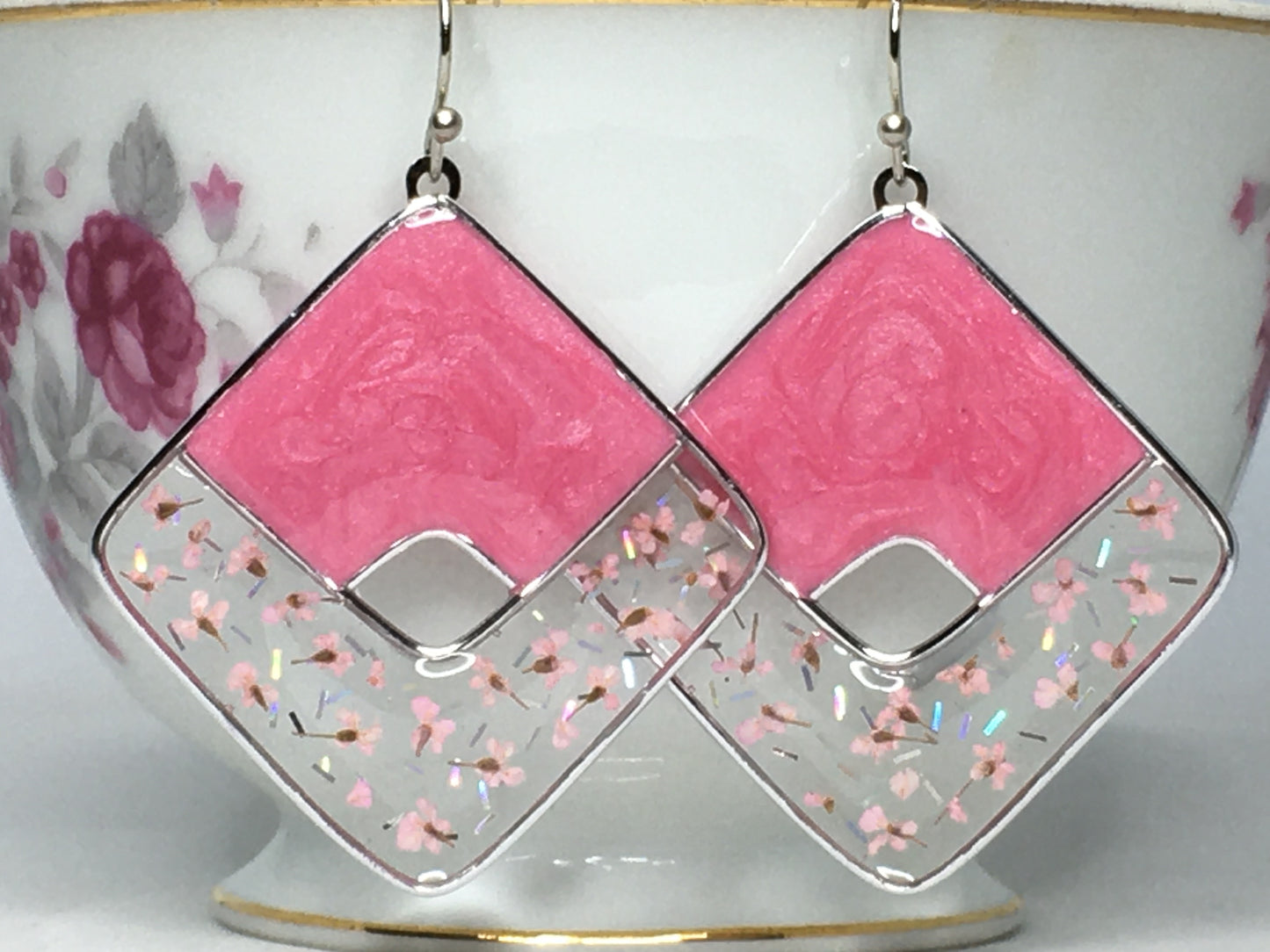 Frosted pink earrings with pink pressed flowers