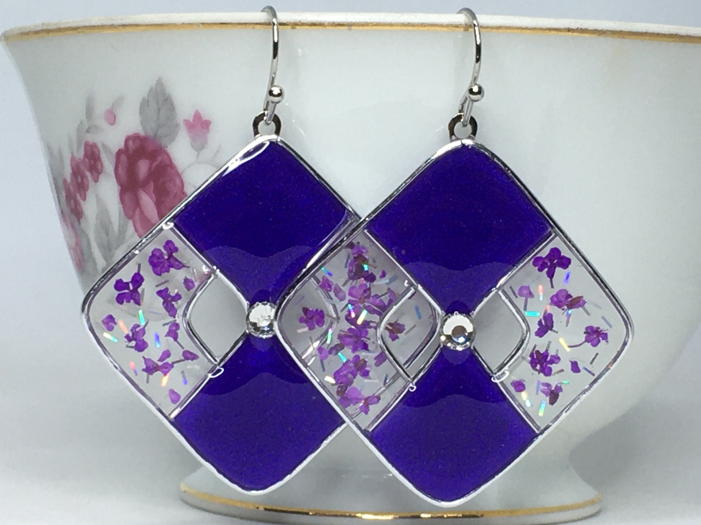 Frosted purple earrings with purple pressed flowers