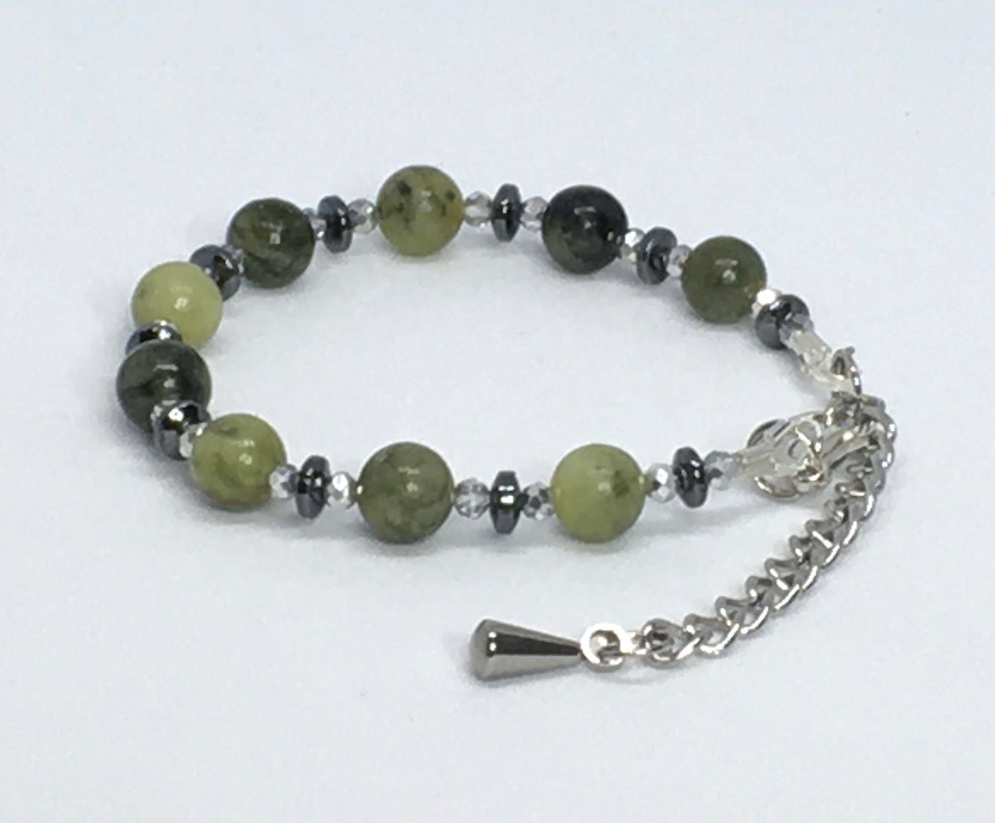 5.5" to 6" Green Serpentine Women's Bracelet