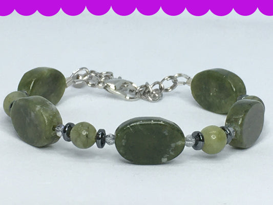 6.25" Green Serpentine Women's Bracelet