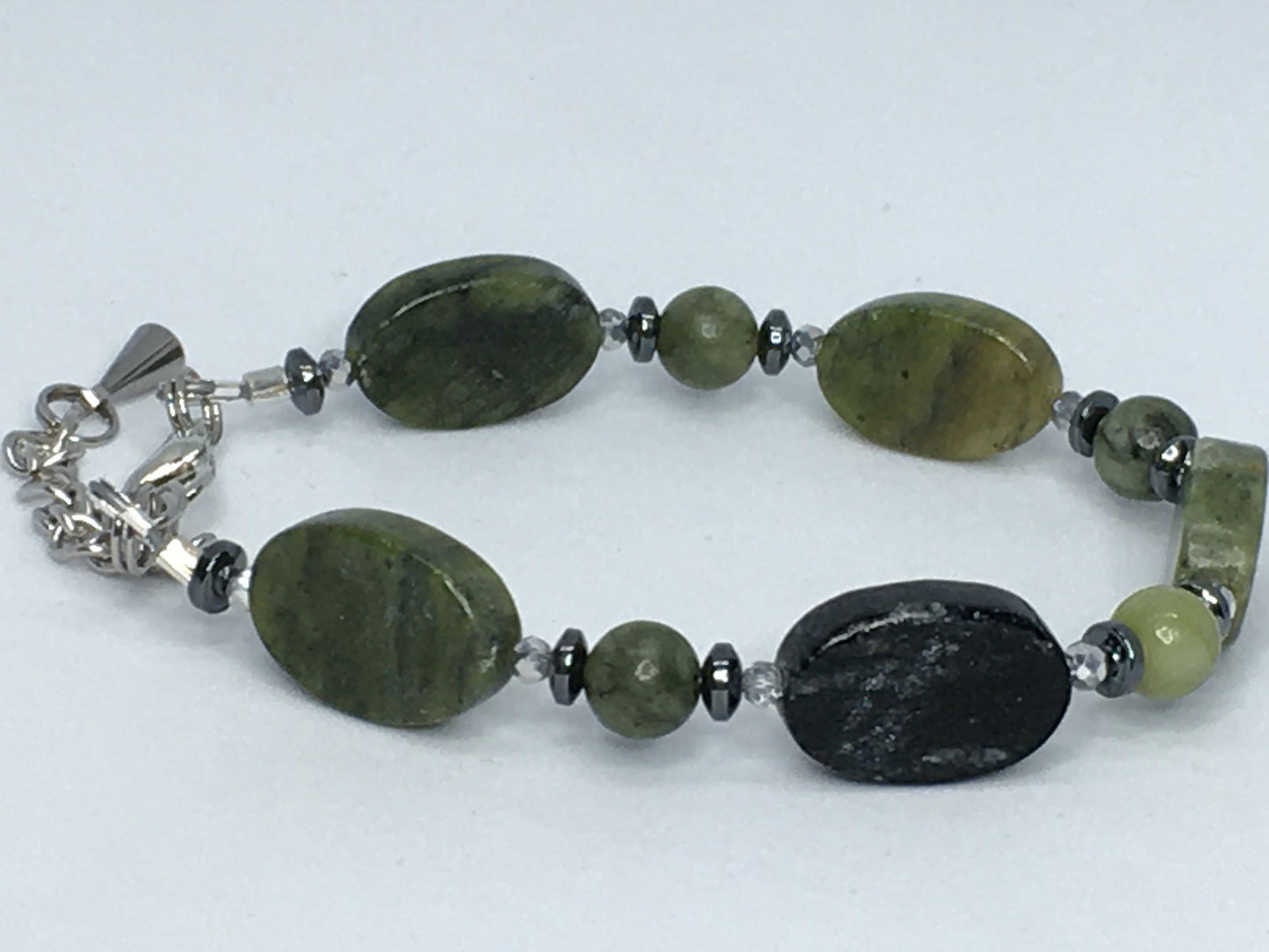 6.5" Green Serpentine Women's Bracelet